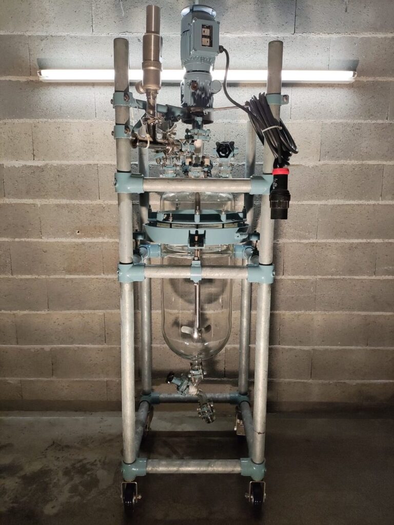 Büchi Glas Uster 30 L jacketed glass reactor on its steel frame