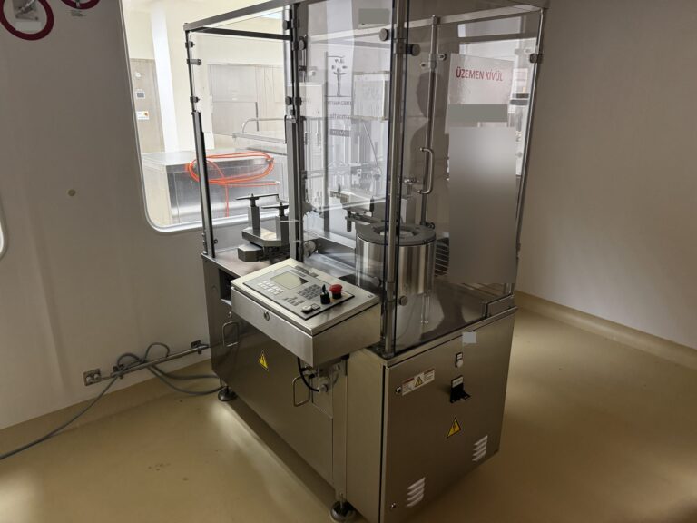 Optima Inova SV 122 syringe filling machine
